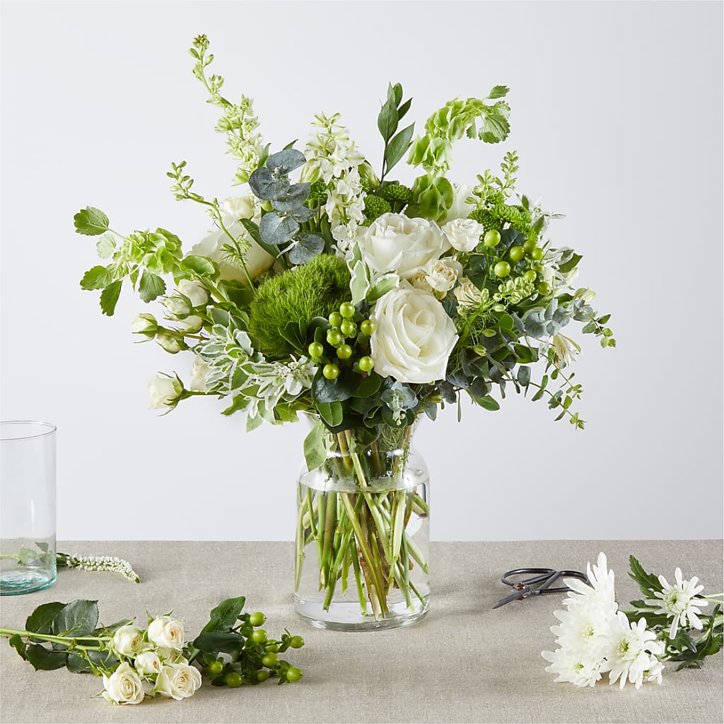 Irish Garden - A Florist Original – FRENCH'S NEW ALBANY FLOWER SHOP, New Albany MS