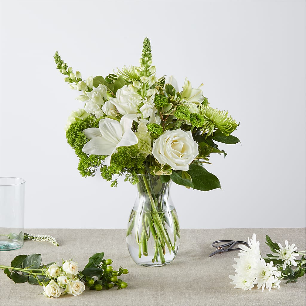 Irish Garden - A Florist Original – FRENCH'S NEW ALBANY FLOWER SHOP, New Albany MS