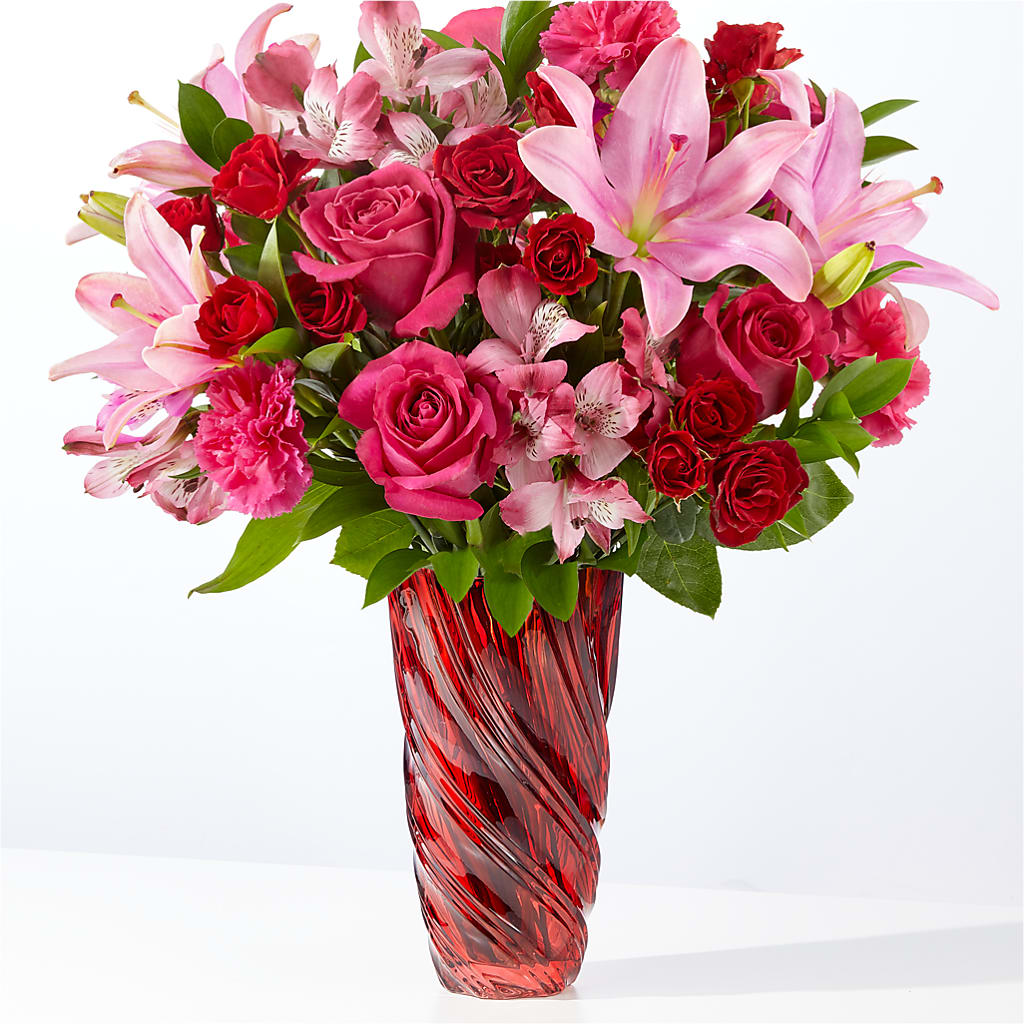 In Love Bouquet with Luxe Swirl Vase – FRENCH'S NEW ALBANY FLOWER SHOP, New Albany MS