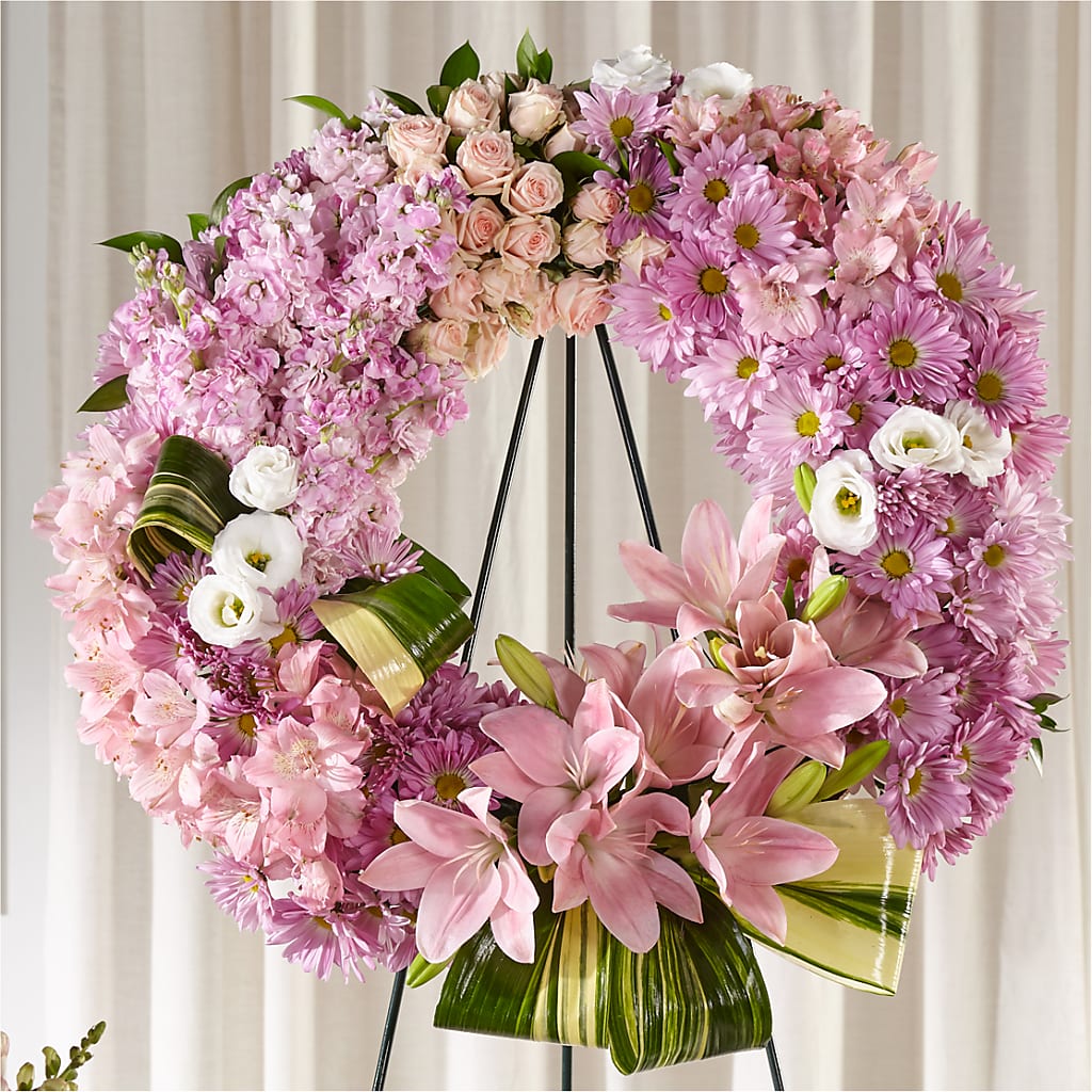 Gift of Warmth Wreath – FRENCH'S NEW ALBANY FLOWER SHOP, New Albany MS