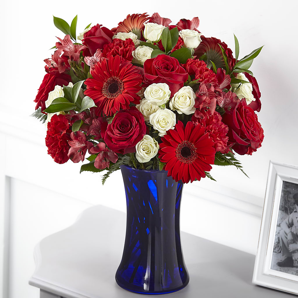 Hearts Embrace Bouquet – FRENCH'S NEW ALBANY FLOWER SHOP, New Albany MS