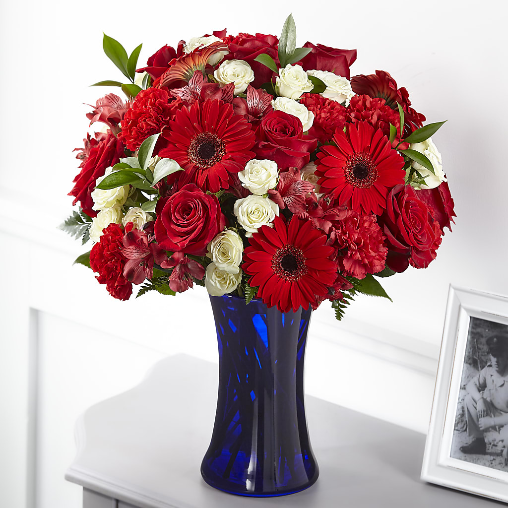 Hearts Embrace Bouquet – FRENCH'S NEW ALBANY FLOWER SHOP, New Albany MS