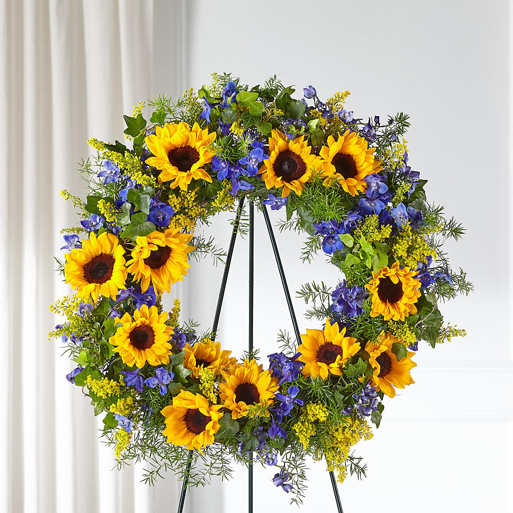 Bright Rays Wreath – FRENCH'S NEW ALBANY FLOWER SHOP, New Albany MS