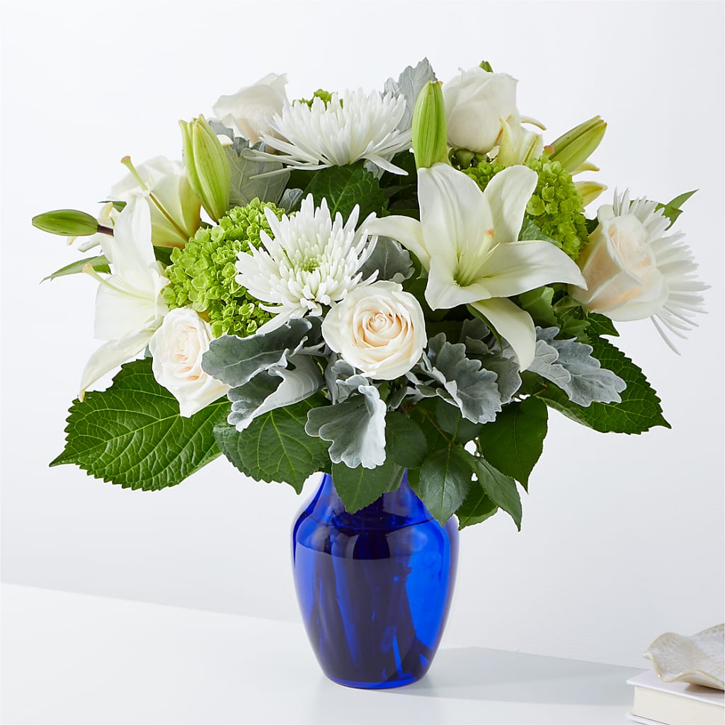 Snowy Dreams Bouquet – FRENCH'S NEW ALBANY FLOWER SHOP, New Albany MS