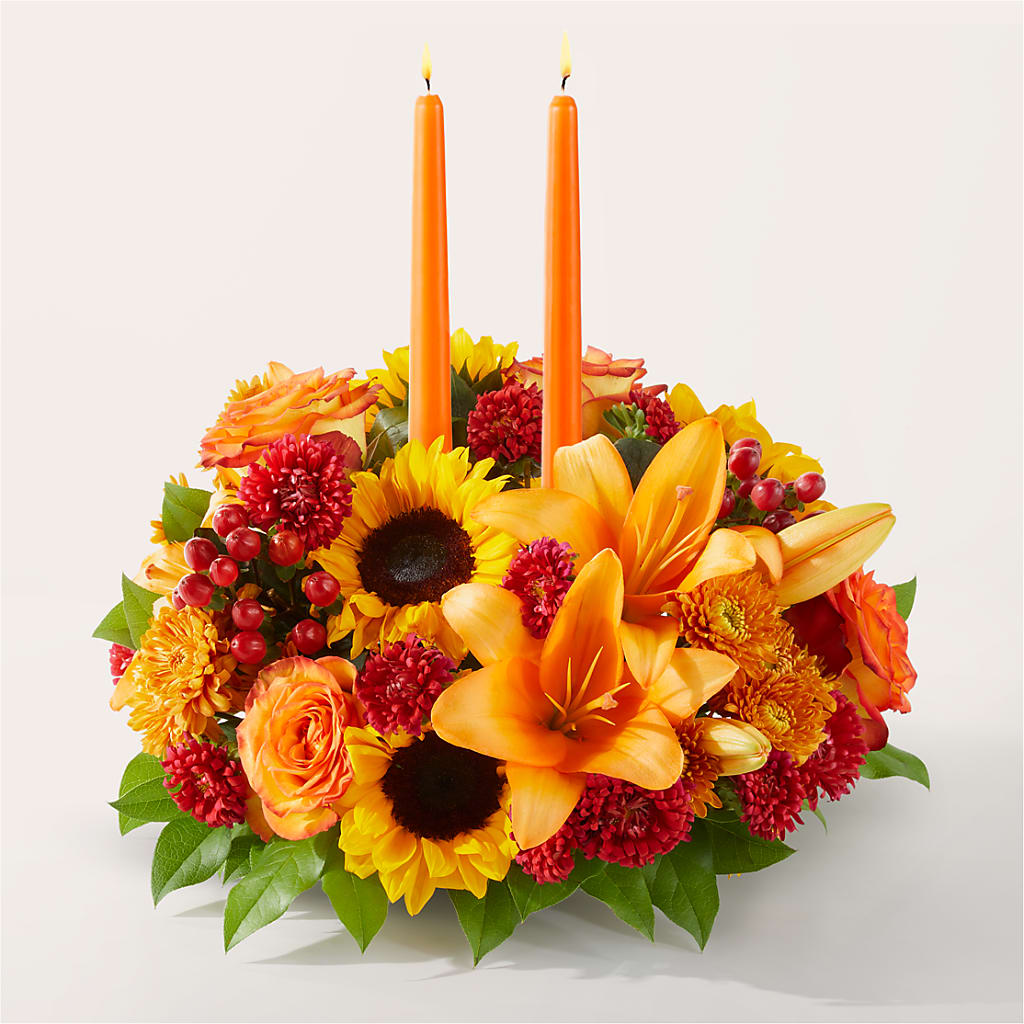 Grateful Centerpiece – FRENCH'S NEW ALBANY FLOWER SHOP, New Albany MS