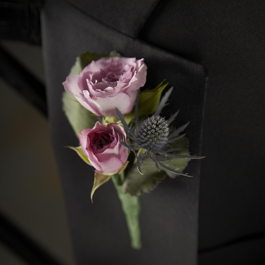 Veronica Boutonniere – FRENCH'S NEW ALBANY FLOWER SHOP, New Albany MS