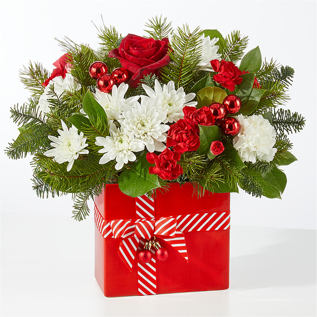 Presents Under the Tree Bouquet – FRENCH'S NEW ALBANY FLOWER SHOP, New Albany MS