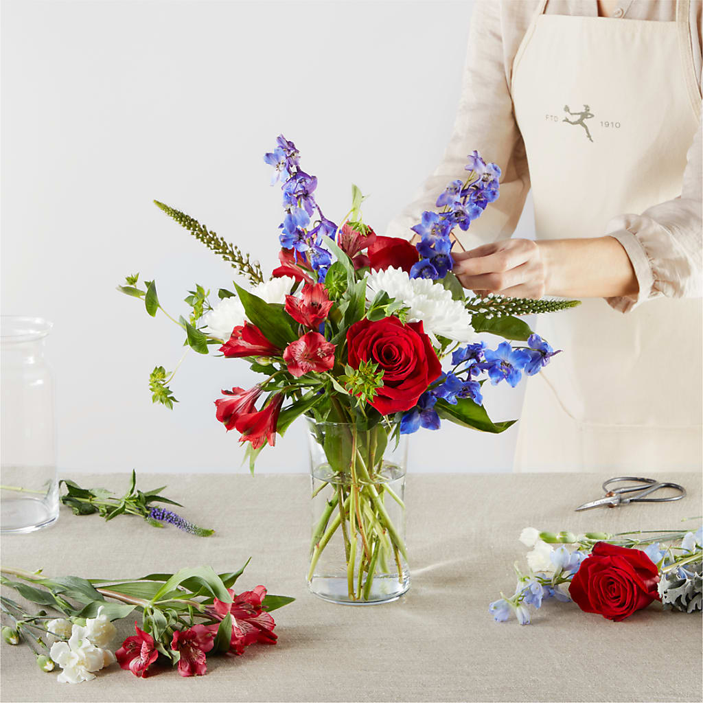 Star Spangled - A Florist Original – FRENCH'S NEW ALBANY FLOWER SHOP, New Albany MS